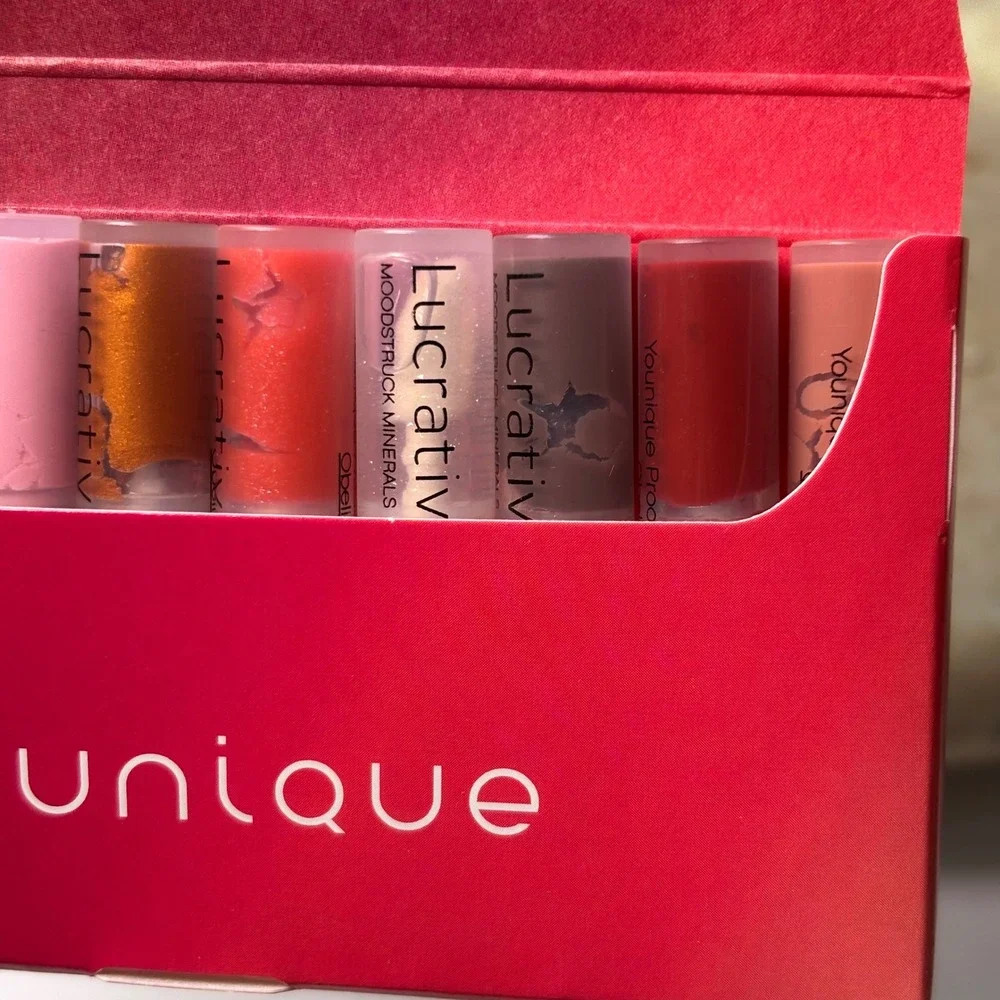 Younique Moodstruck Minerals Lucrative Lip Gloss Sampler 10pc Set Multi Colors